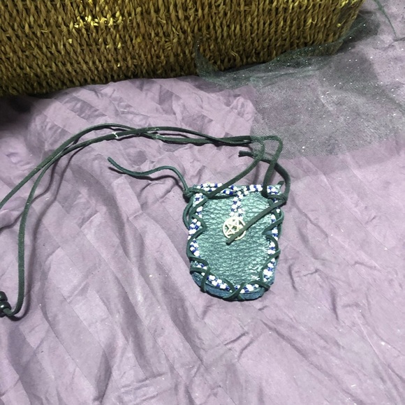 Handcrafted leather Black Beaded Pouch with pentagram - Picture 4 of 8